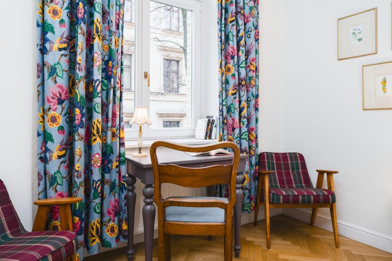 Classy Old Town Suites - By Upstairs 克拉科夫 外观 照片