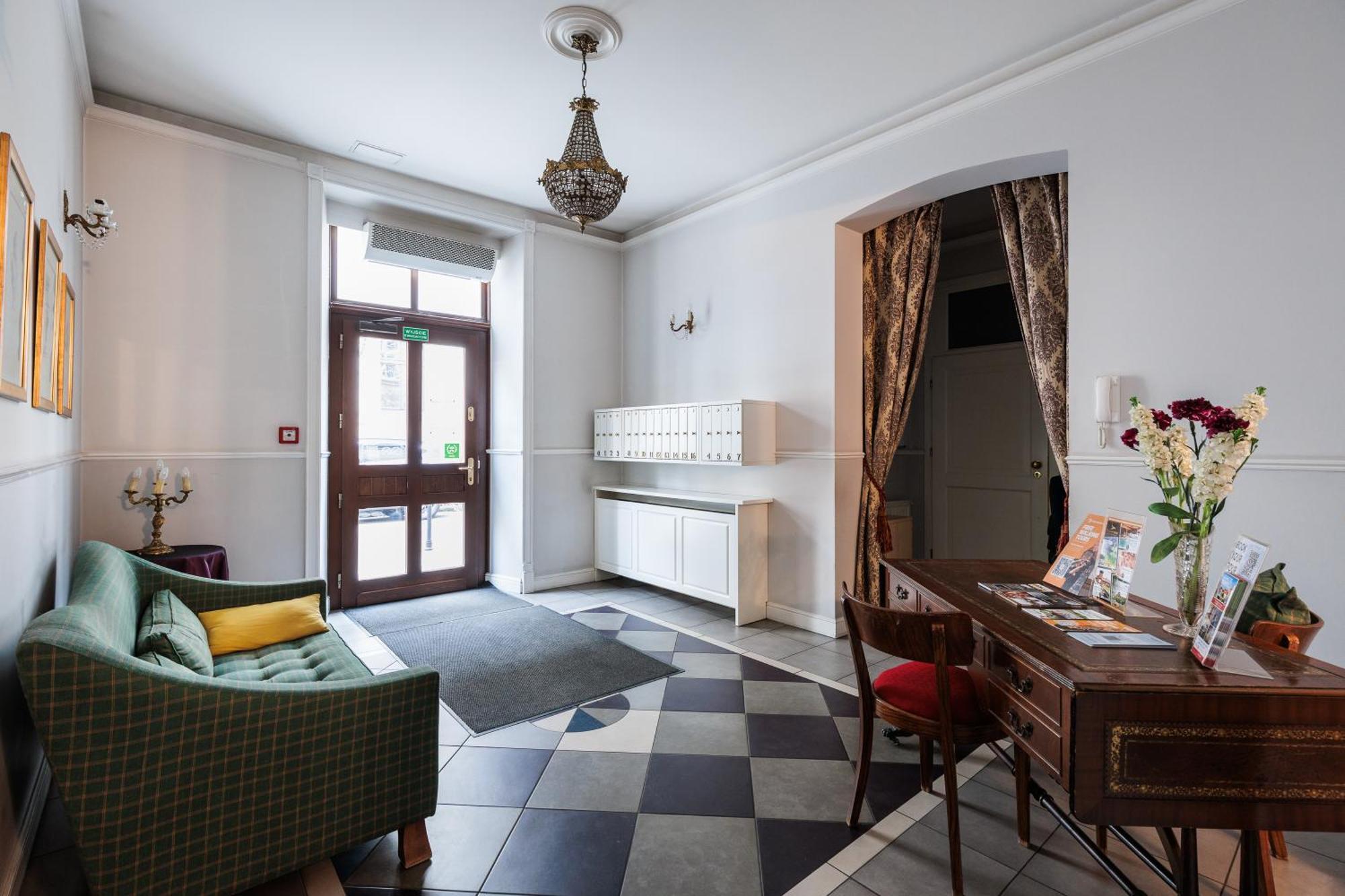 Classy Old Town Suites - By Upstairs 克拉科夫 外观 照片